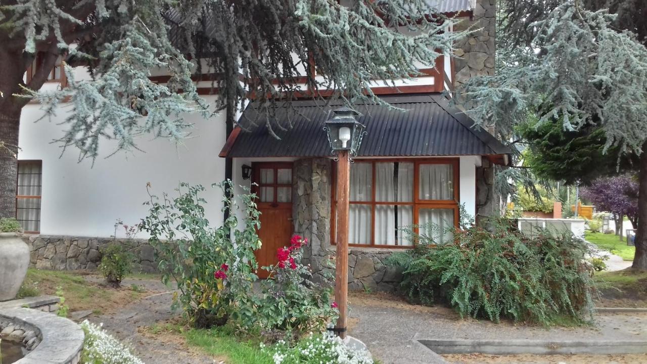 Cabanas Luz De Luna San Martin de los Andes Exterior photo